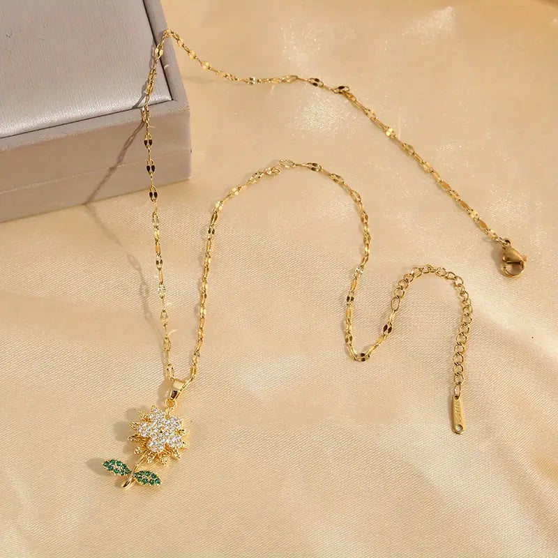 Elegant Gold Flower Pendant Necklace with Sparkling Crystals