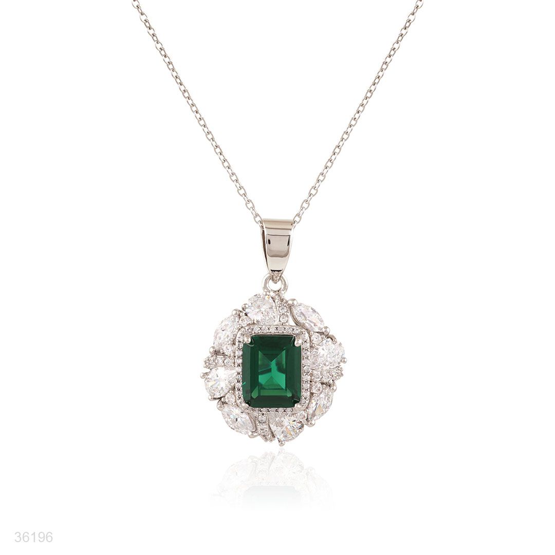 REGAL RADIANCE GREEN PENDANT