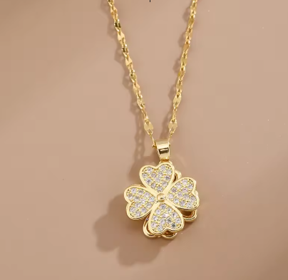 Gold Four-Leaf Clover Pendant Necklace – Sparkling Zircon Charm for Good Luck