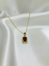Royal Red Rectangular Pendant Necklace – Gold-Tone Chain with Diamond Accents