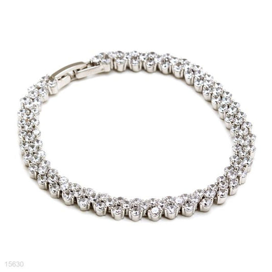 STYLISH TRI-CIRCLE TENNIS BRACELET